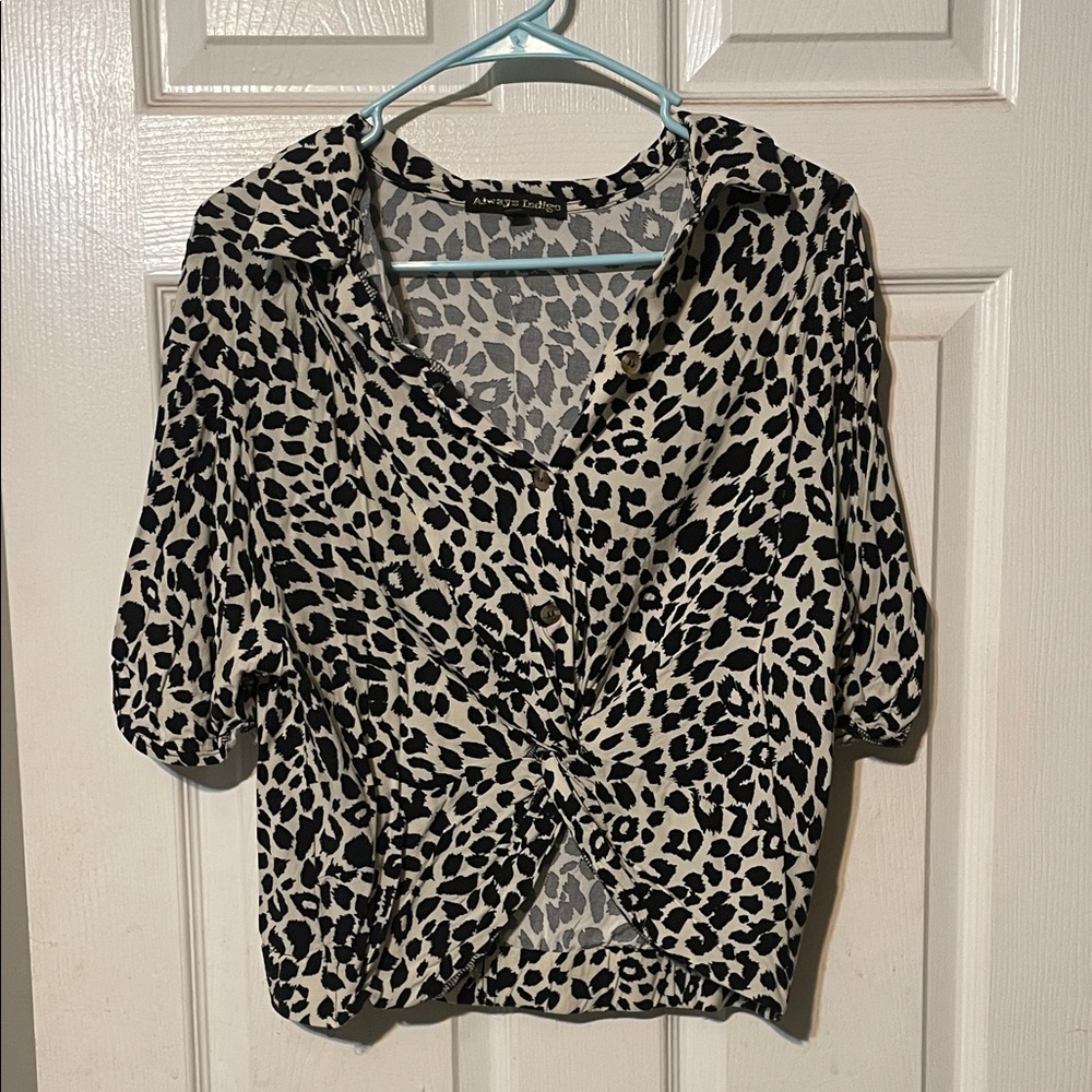 Forever 21 Black and White Leopard Print Blouse